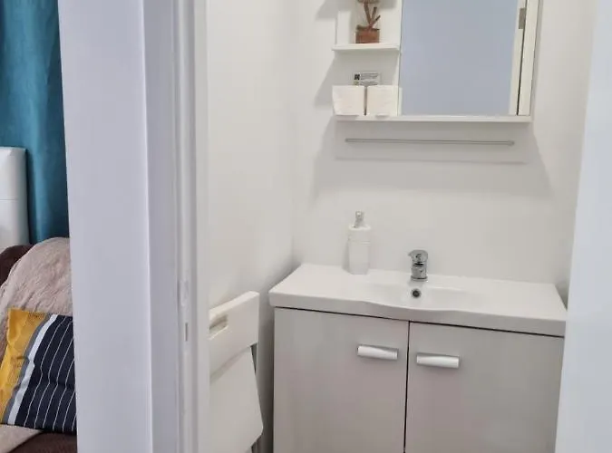 Apartment Charm Discovery Braul
