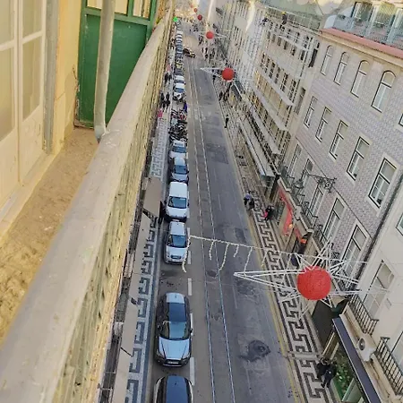 Charm Discovery Braul 公寓