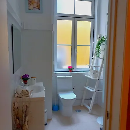 Charm Discovery Braul Lizbona