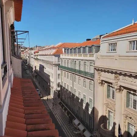 Charm Discovery Braul Apartman *